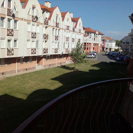 Gobe Apartman ハイデゥソボスロー エクステリア 写真