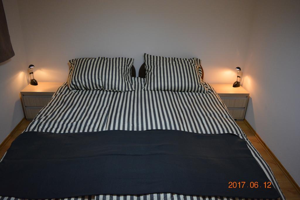 Gobe Apartman ハイデゥソボスロー エクステリア 写真